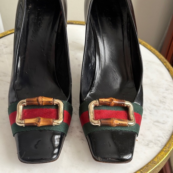 Gucci Black Patent Leather Heels with Red and Green Stripes - Picture 1 of 7